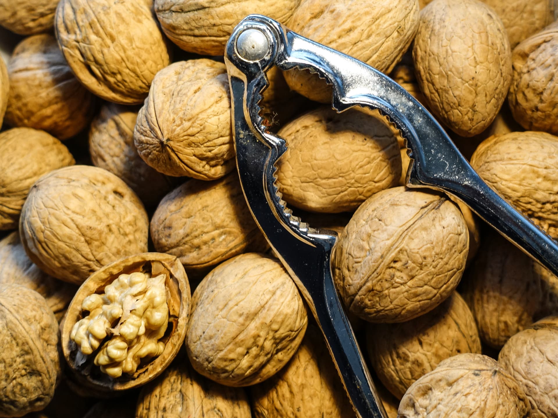 JavaScript: Cracking the Nuts